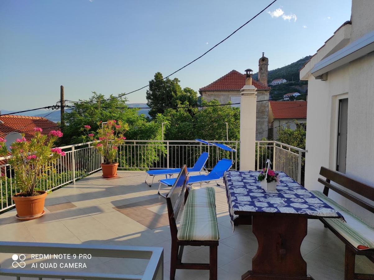 סווטי יוראי Apartman Elena מראה חיצוני תמונה