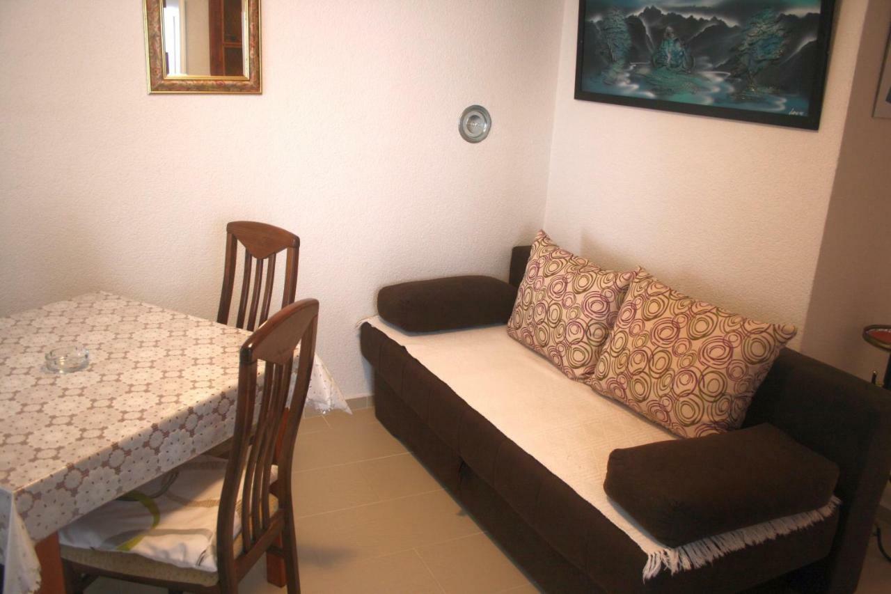 סווטי יוראי Apartman Elena מראה חיצוני תמונה